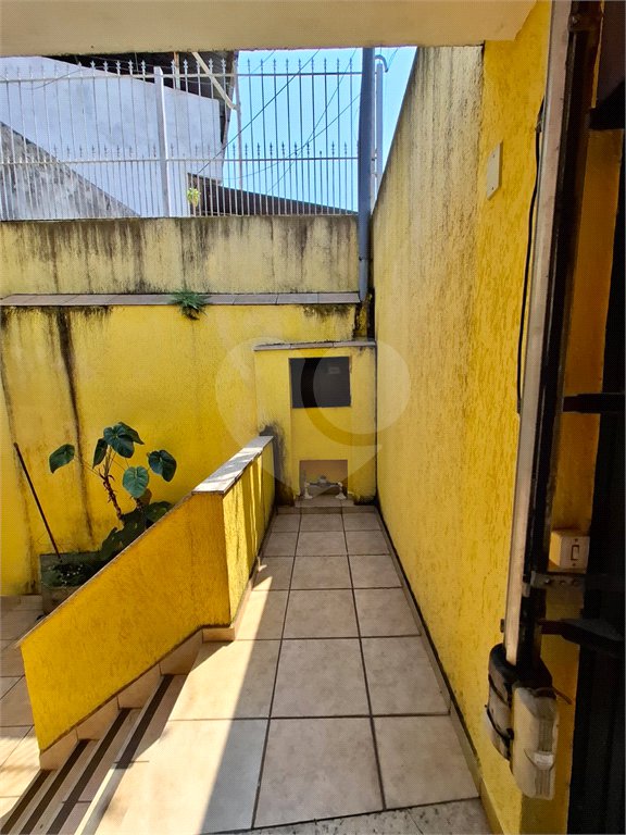 Sobrado à venda com 3 quartos no Brasilândia, São Paulo, SP