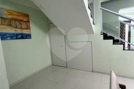 Sobrado à venda com 3 quartos, sendo 1 suíte, em Vila Piauí, São Paulo, SP