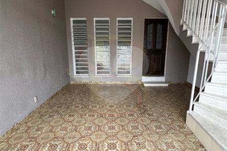 Casa à venda com 2 quartos no Centro, Mogi das Cruzes, SP