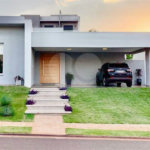 Casa térrea no Condomínio Alphaville Ribeirão III