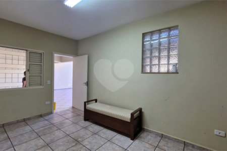 Casa sofisticada à venda em bairro nobre de Atibaia | 3 dormitórios | 408 m²