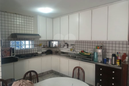 Casa Térrea à venda com 4 quartos, sendo 1 suíte, em Vila Trujillo, Sorocaba, SP