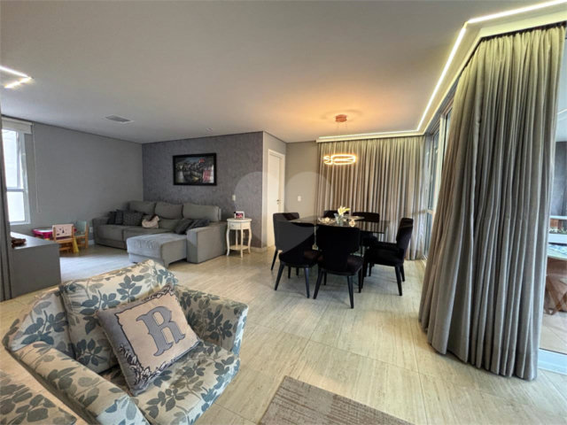Apartamento à venda com 4 quartos, sendo 3 suítes, em Santana, São Paulo, SP