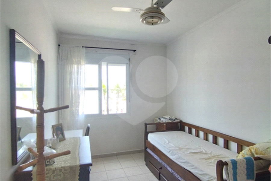 Apartamento à venda com 2 quartos, sendo 1 suíte, em Campo Aviação, Praia Grande, SP