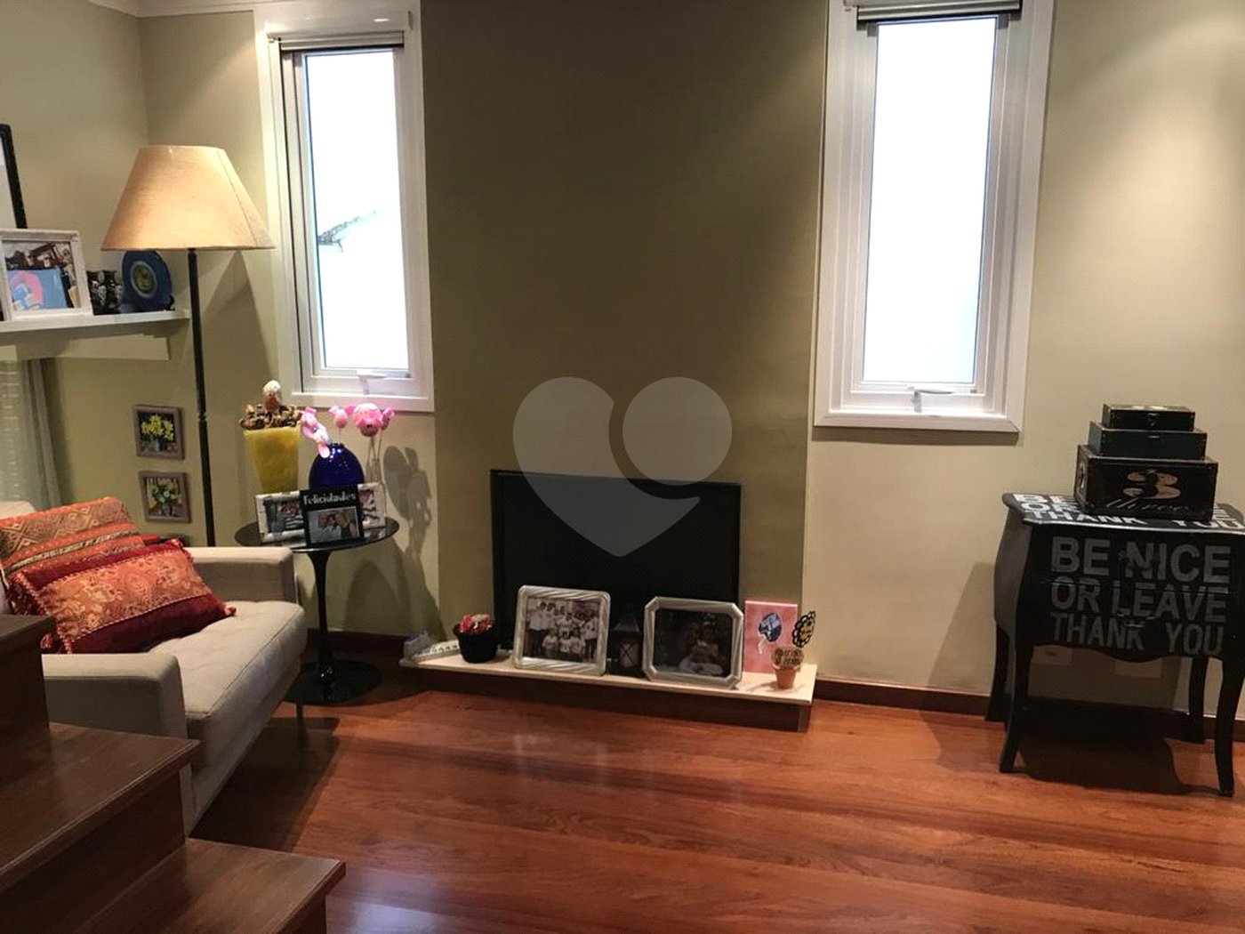 Casa à venda com 2 suítes no condomínio Vilagio Viccino, São Paulo - SP