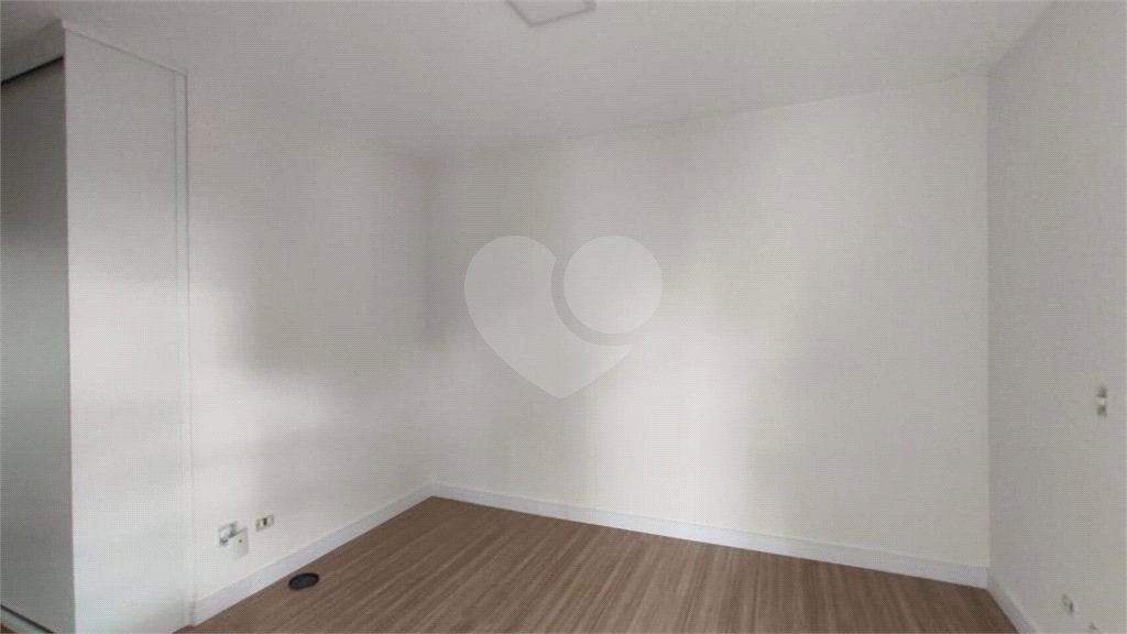 Apartamento à venda com 3 suítes em Parque Residencial Aquarius, São José dos Campos, SP