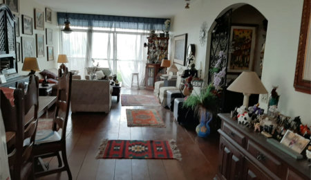 Apartamento à venda ou para alugar com 3 quartos, sendo 1 suíte,  em Moema, São Paulo, SP