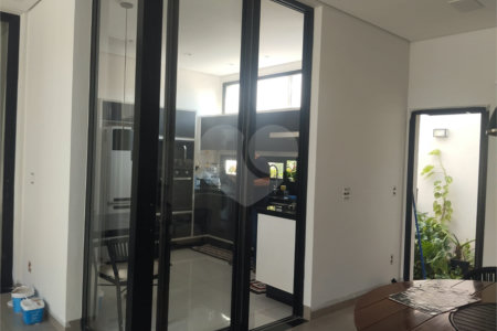 Casa à venda com 3 suítes em Jardim Salto Grande, Araraquara, SP