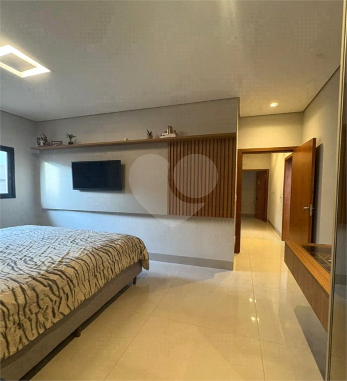 Casa à venda com 3 suítes no condomínio Residencial Terras de Siena, Ribeirão Preto - SP