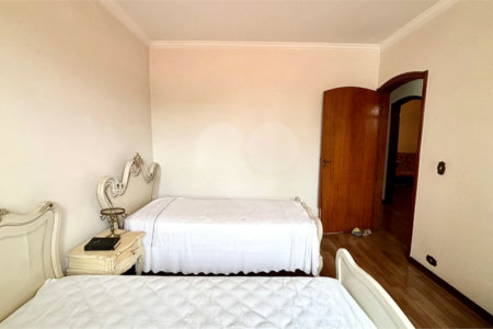 Casa à venda com 5 quartos, sendo 2 suítes, em Vila Formosa, São Paulo, SP