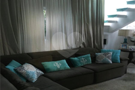 Casa à venda com 3 suítes no condomínio Jardim Vila Paradiso, Indaiatuba - SP