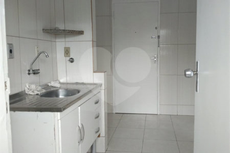 Apartamento à venda com 3 quartos em Jardim Umuarama, São Paulo, SP