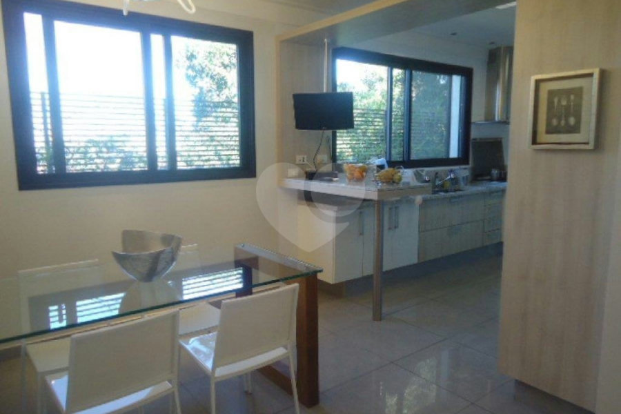 Casa à venda com 4 suítes em Tremembé, São Paulo, SP