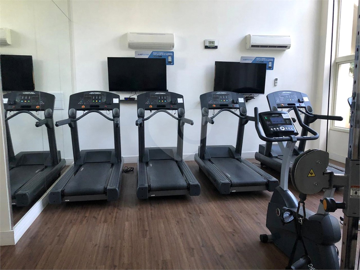 Apartamento à venda ou para alugar com 4 suítes em Chácara Flora, São Paulo, SP