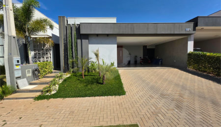 Terreno à venda com 3 quartos, sendo 1 suíte,  no condomínio Village Damha IV, São Carlos - SP