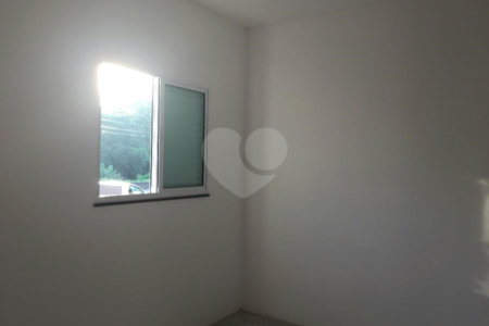Sobrado à venda com 3 quartos, sendo 1 suíte,  em Vila Oliveira, Mogi das Cruzes, SP