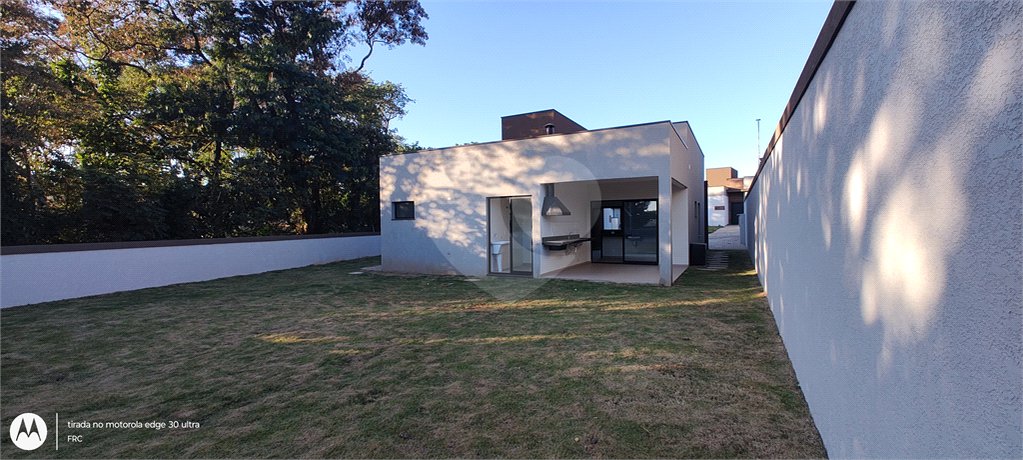 Casa à venda com 3 suítes no condomínio Reserva Ybyra, Atibaia - SP