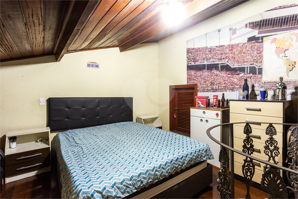 Sobrado à venda com 4 quartos, sendo 3 suítes, em Jardim Prudência, São Paulo, SP
