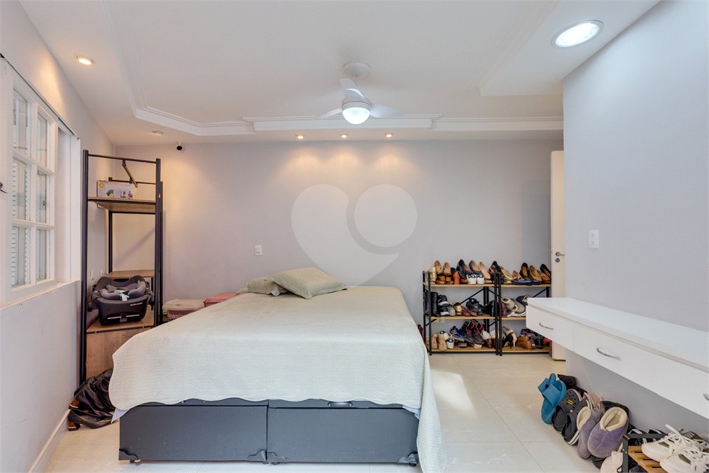 Casa à venda com 4 suítes em Jardim Marajoara, São Paulo, SP