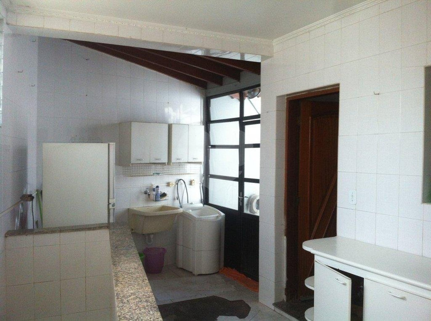 Sobrado à venda com 3 quartos, sendo 1 suíte, em Vila Paulicéia, São Paulo, SP