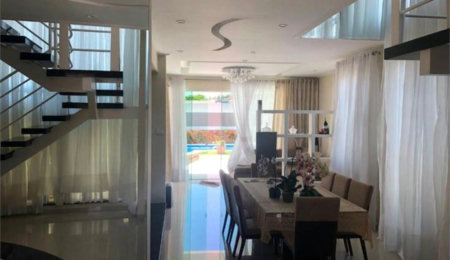 Casa à venda com 4 quartos, sendo 2 suítes,  no condomínio Terras de São Francisco, Vinhedo - SP