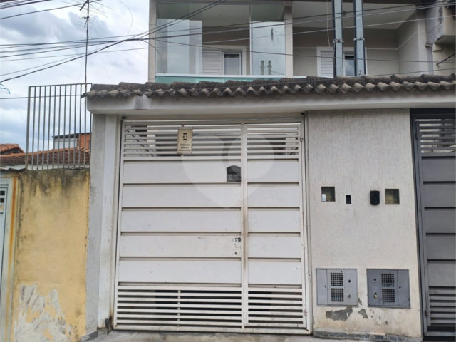 Sobrado à venda com 3 quartos, sendo 1 suíte,  em Tremembé, São Paulo, SP