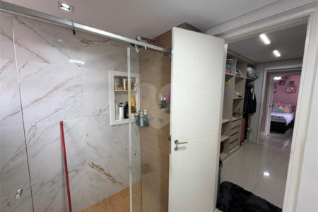 Apartamento à venda com 4 quartos, sendo 3 suítes, em Vila Augusta, Guarulhos, SP