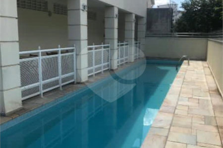 Casa à venda com 3 quartos, sendo 1 suíte, no condomínio Villas de São Francisco, São Paulo - SP