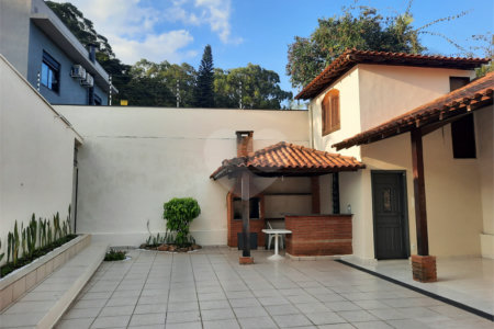 Casa Térrea à venda com 3 quartos, sendo 1 suíte, em Jardim Marajoara, São Paulo, SP