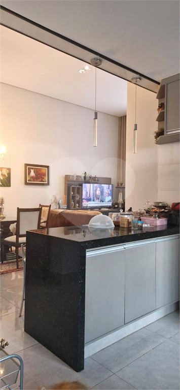 Casa à venda com 3 suítes no condomínio Campos do Conde Ii, Paulínia - SP