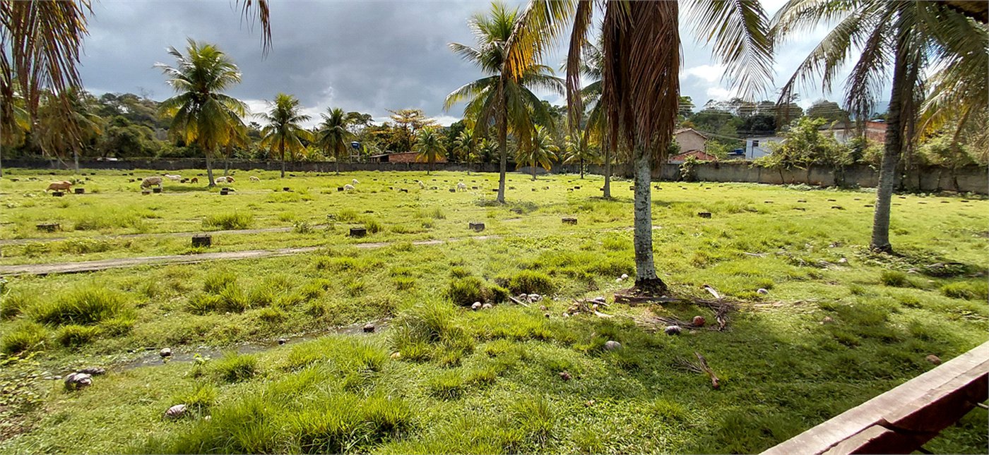 Terreno à venda com 3 suítes em Bazílio, Rio Bonito, RJ