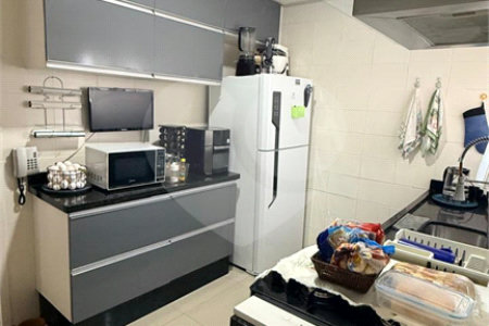 Apartamento à venda com 3 quartos, sendo 1 suíte, em Jardim Tupanci, Barueri, SP