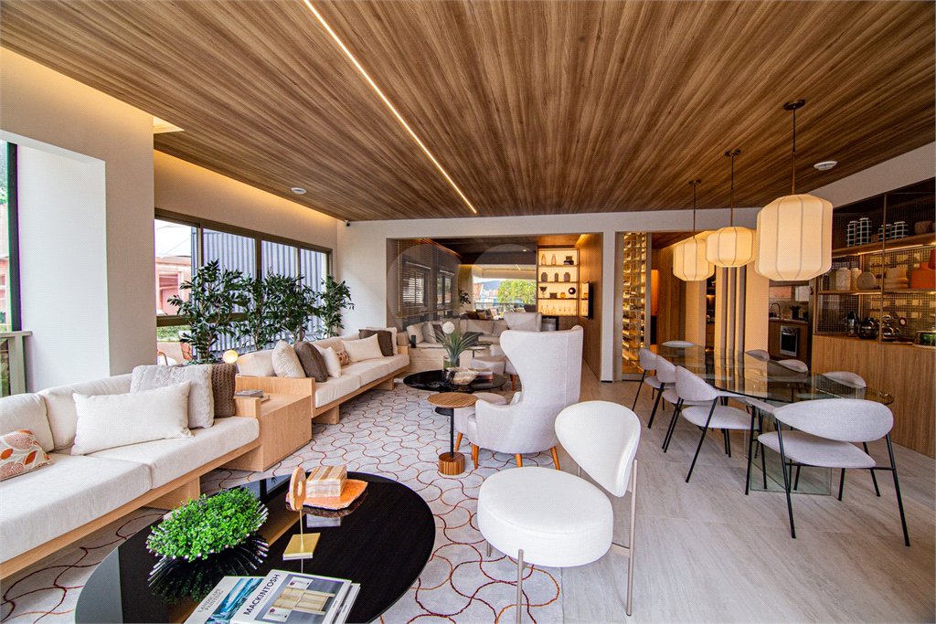 Apartamento à venda com 3 suítes em Vila Romana, São Paulo, SP
