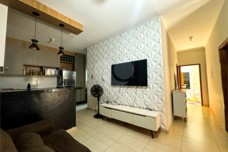 Casa à venda com 2 quartos, sendo 1 suíte,  em Vila Terezinha, Três Lagoas, MS