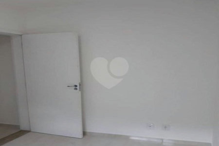 Prédio à venda com 1 quarto em Vila Esperança, São Paulo, SP