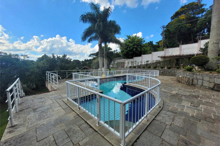 Casa à venda com 3 suítes no condomínio Alpes da Cantareira, Mairiporã - SP