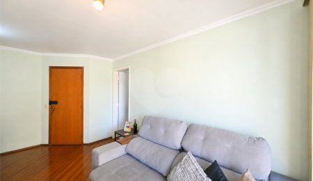 Apartamento à venda com 3 quartos, sendo 1 suíte,  em Chácara Inglesa, São Paulo, SP