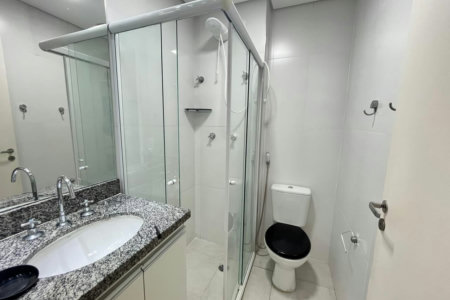 Oportunidade em Pitangueiras! Apartamento de 2 Dormitórios a Poucos Passos da Praia