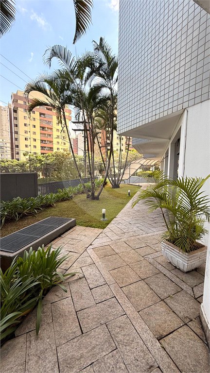 Apartamento à venda com 3 quartos, sendo 1 suíte, em Vila Andrade, São Paulo, SP