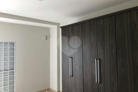 Sobrado à venda com 3 quartos, sendo 1 suíte,  em Jardim Chapadão, Campinas, SP
