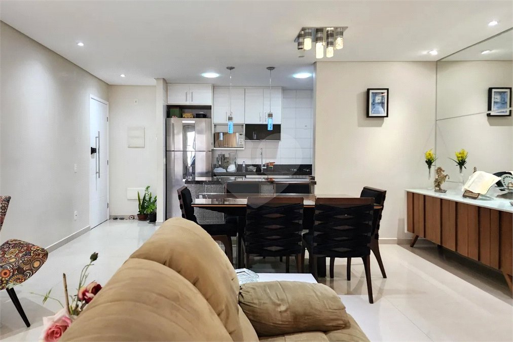 Apartamento para alugar com 3 quartos, sendo 1 suíte, em Baeta Neves, São Bernardo do Campo, SP