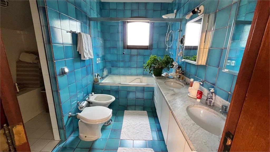 Casa à venda com 4 quartos, sendo 2 suítes,  em Lar São Paulo, São Paulo, SP