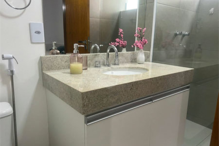 Casa à venda com 4 quartos, sendo 3 suítes,  no condomínio Residencial Toscana, Mogi das Cruzes - SP