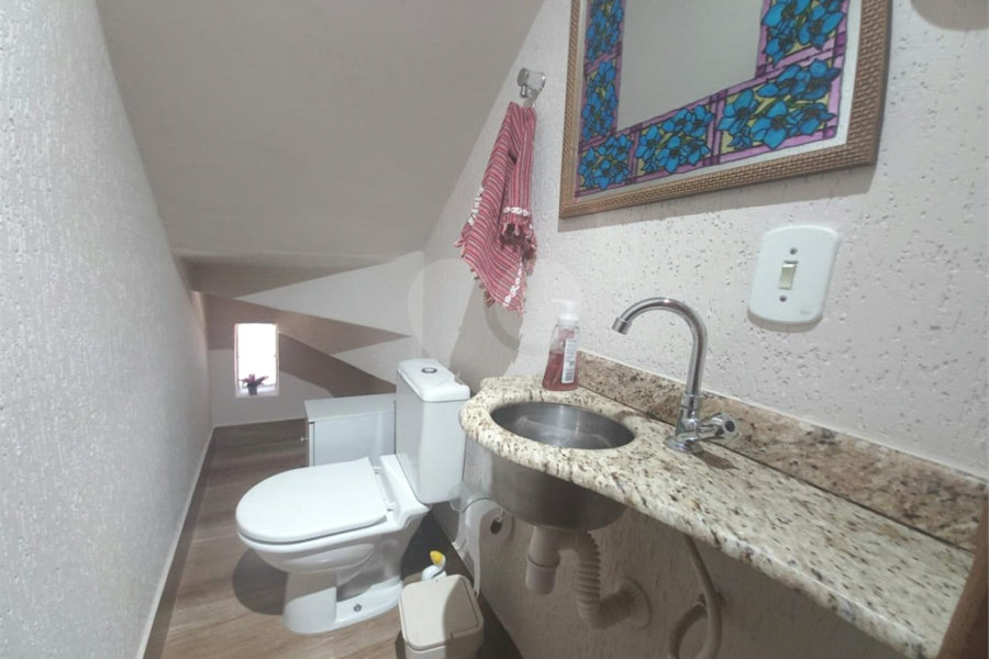 Casa à venda com 5 quartos, sendo 3 suítes,  em Butantã, São Paulo, SP