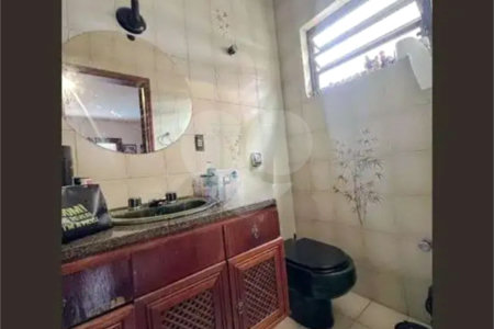 Sobrado à venda com 5 suítes em Vila Romana, São Paulo, SP