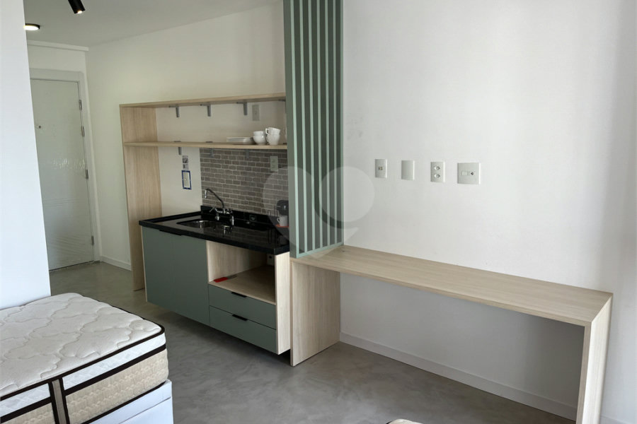 Apartamento à venda com 1 suíte em Vila Madalena, São Paulo, SP