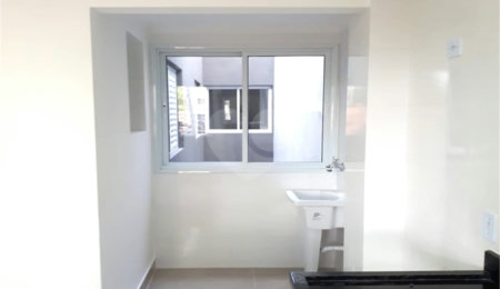 Casa em condomínio à venda com 2 quartos em Santana, São Paulo, SP