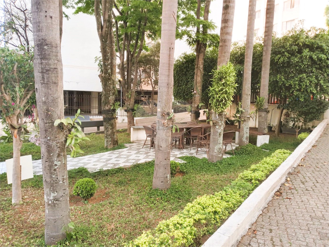 Apartamento à venda com 3 quartos, sendo 1 suíte, em Vila São Francisco, São Paulo, SP