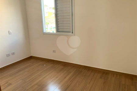 Casa à venda com 2 suítes no condomínio Residencial Napoles, São Paulo - SP