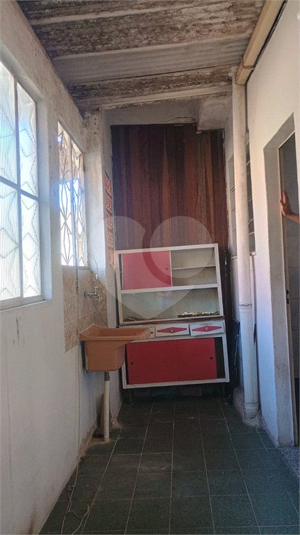 Sobrado para alugar com 2 quartos em Campo Grande, Rio de Janeiro, RJ